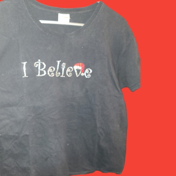 Christmas top I believe 2x - Picture 2 of 4